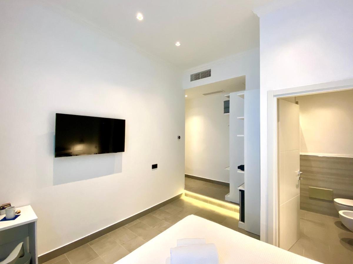 Guest house The One - Sun 'n Sea *